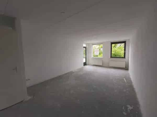 3-kamerappartement Epe Centrum 80m2 Nieuwe Keuken Balkon Parkeerplaats