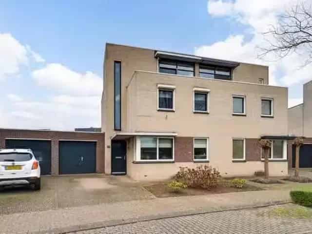 Huis te koop Maastricht: 3 slaapkamers, 170m², 1880