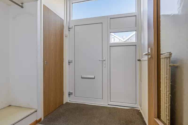 Ruime Eindwoning Haarlem Nabij Winkelcentrum