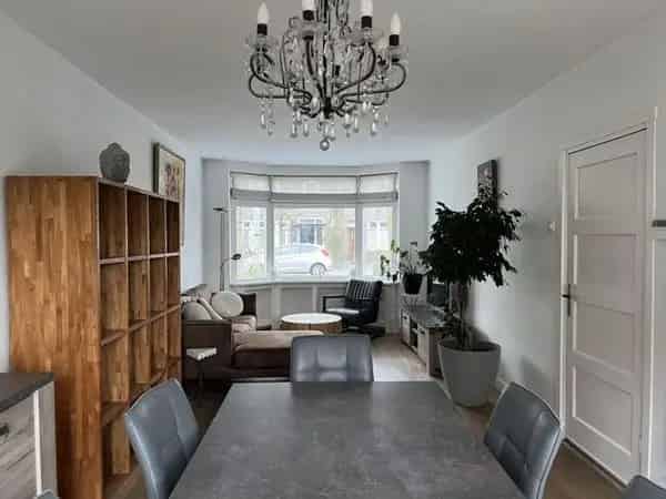 Gemeubileerde Tussenwoning 3 Slaapkamers Tuin Centrum Breda