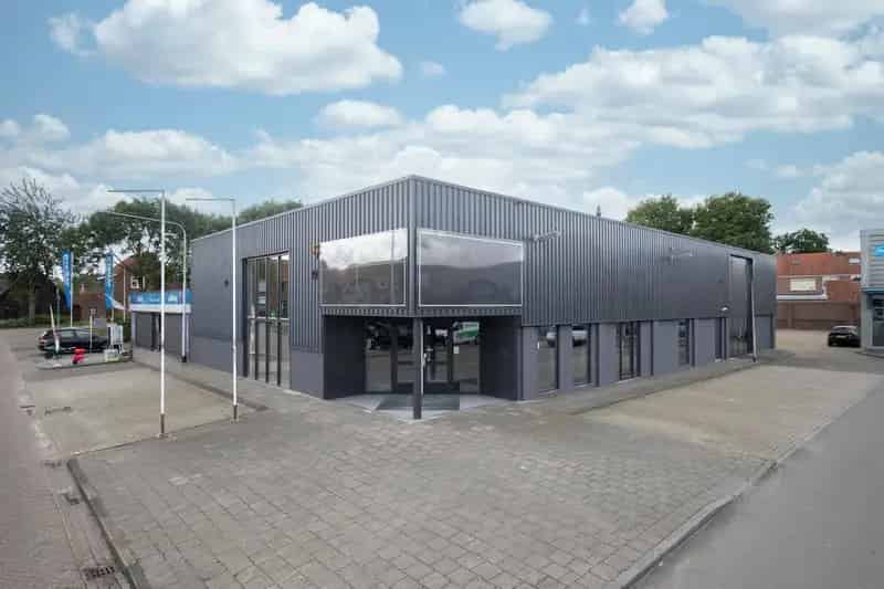 Pand te Huur Genemuiden Showroom Magazijn Kantoor