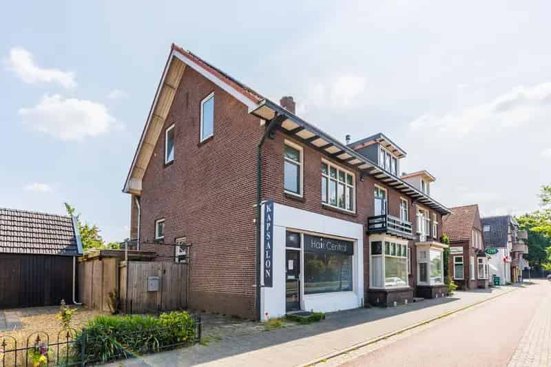 Huis te koop Arnhemseweg Apeldoorn: Ruim herenhuis met woon werk mogelijkheden