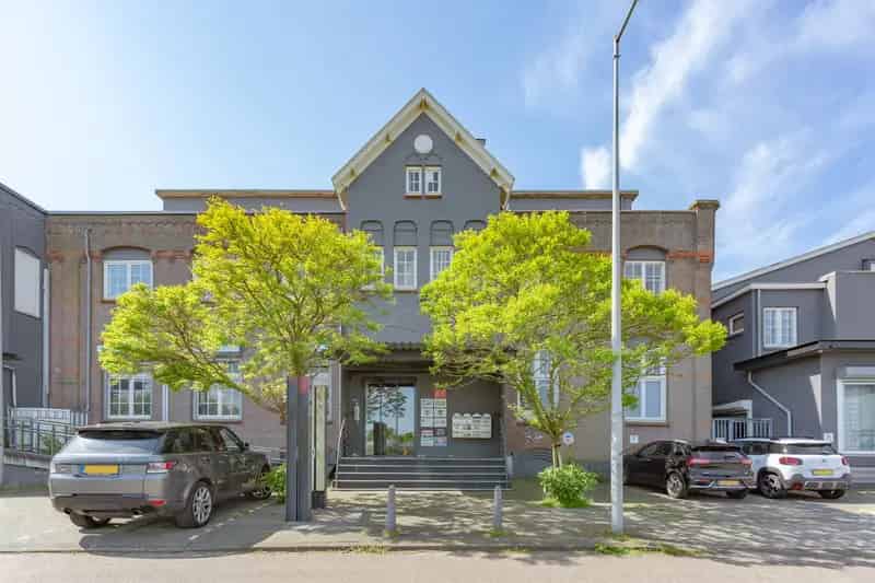 Kantoorruimte Amsterdam Weespertrekvaart 246m2