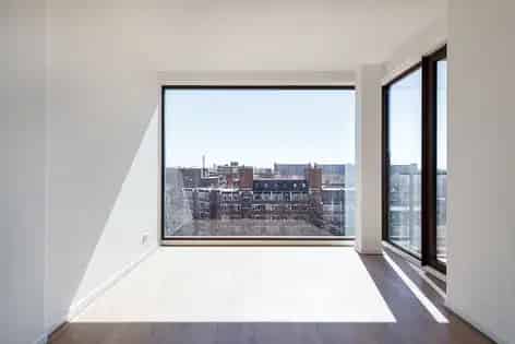 70m² Appartement Rijswijk Slaapkamer En-Suite Moderne Badkamer Parkeergarage