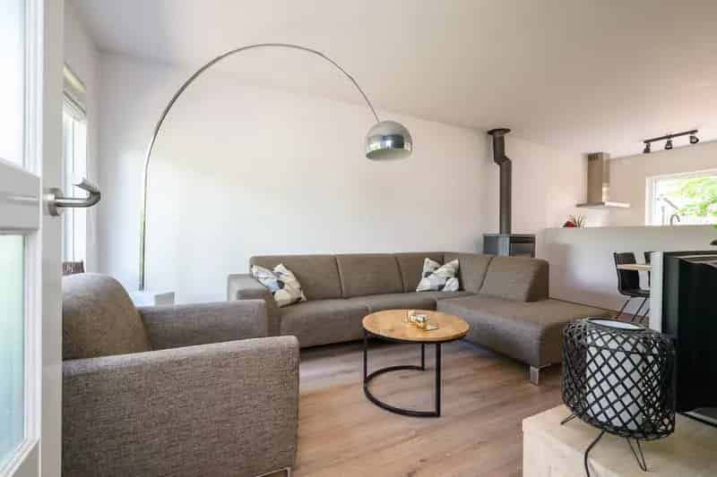Huis te koop Huizen: 3 slaapkamers, moderne keuken, tuin