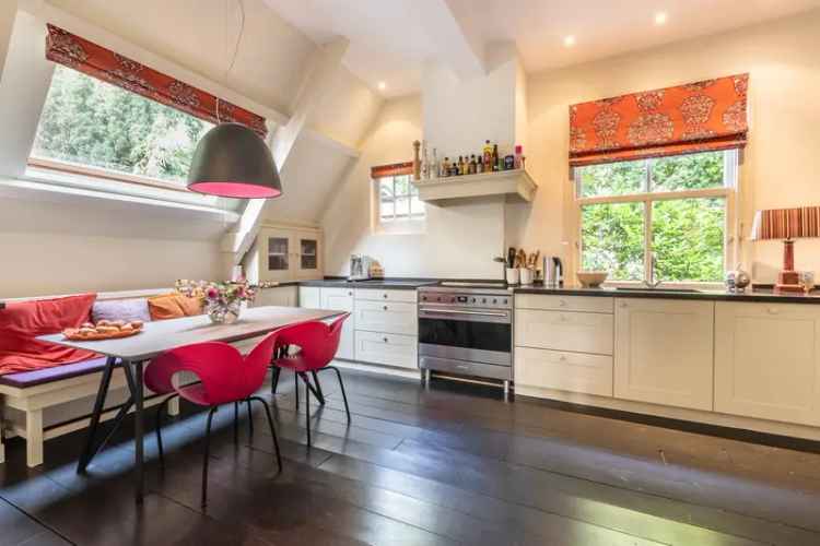 Huis te koop Bloemendaal: Charmante Villa in Park Duin en Daal