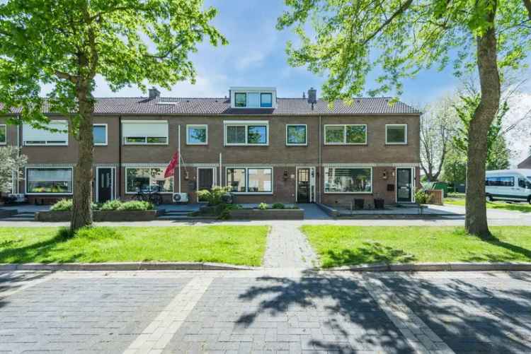 4 Slaapkamers Tussenwoning Bunschoten Spakenburg Instapklaar