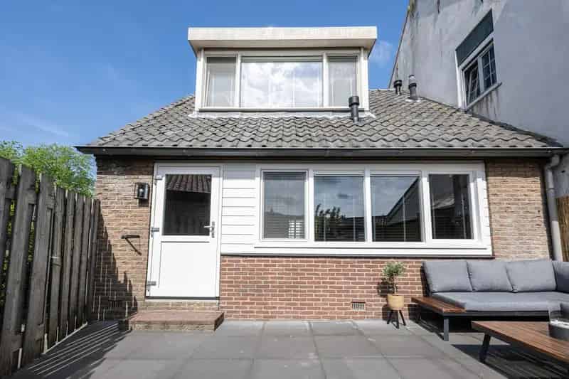 Instapklare woning Dirksland moderne badkamer 2 slaapkamers zonnige tuin