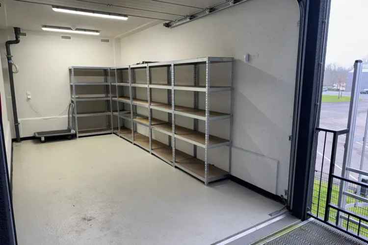 Bedrijfshal Breda Garagebox te Koop of te Huur Tuinbouwveilingweg 5 B50