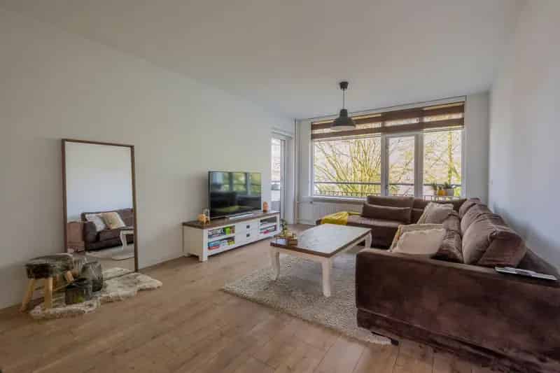 Modern 3-kamer appartement Nijkerk  Vrij uitzicht  Eigen buitenruimte