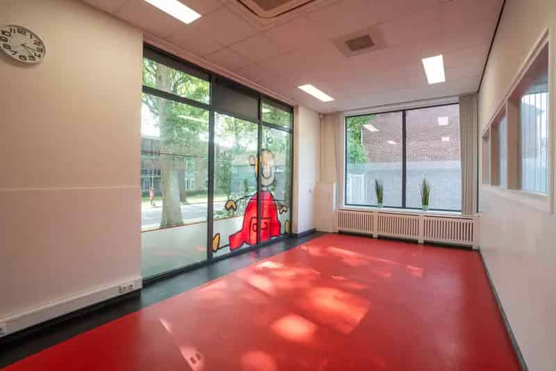 Kantoor Geleen te koop: 1100m² zorginstelling