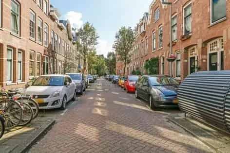 3 kamers huis van 99 m² in Rotterdam