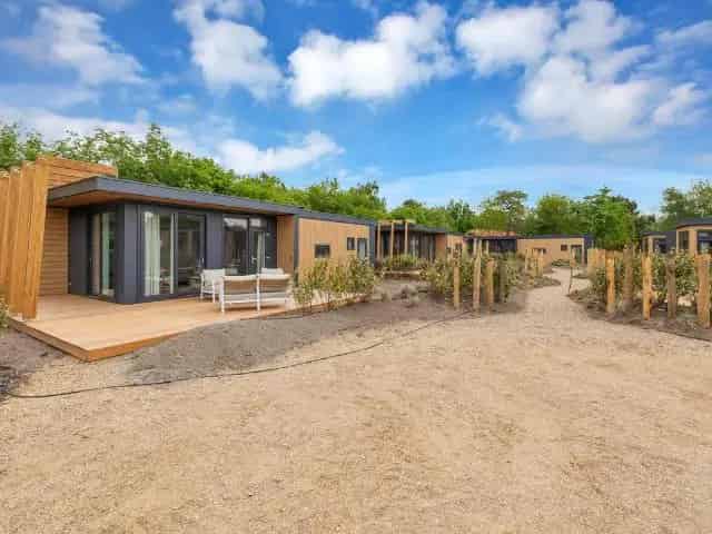 Chalet te koop Ouddorp: Recreatieoord Duynhof New Bay