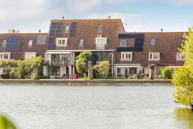 Huis te koop: Lemmerkade 46 8244 DC Lelystad | Funda