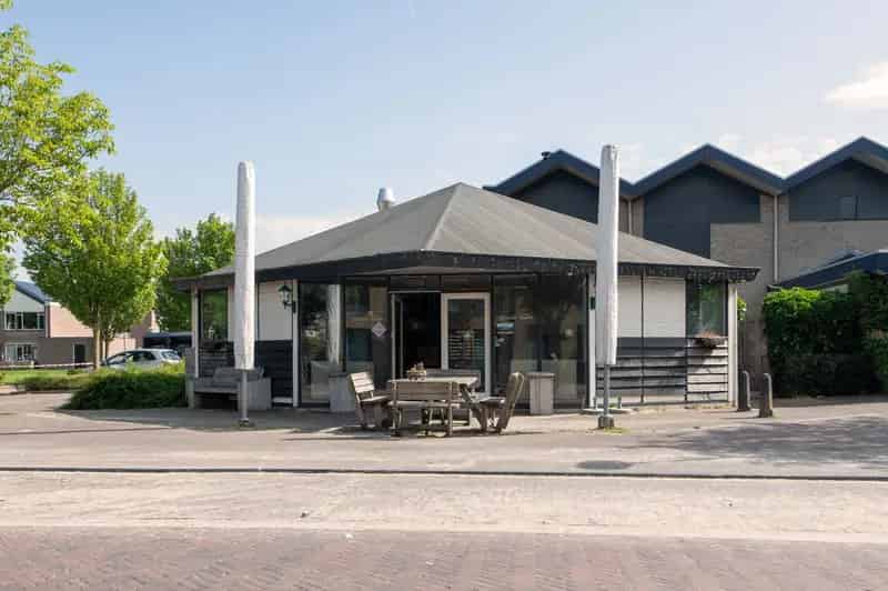 Horecaruimte te Huur Zegveld: 80m² Dorpshart, Terras, Basisvoorzieningen
