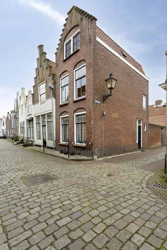 Stadswoning Zierikzee 3 slaapkamers zonnige tuin