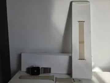 Apple Watch 7 41mm Gouden Milanese Band