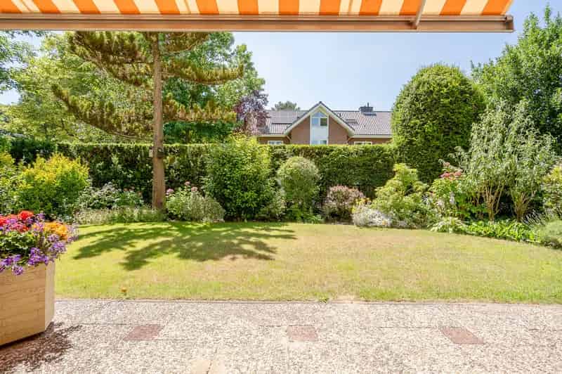 Huis te koop Wassenaar: Vrijstaande villa 6 slaapkamers grote tuin