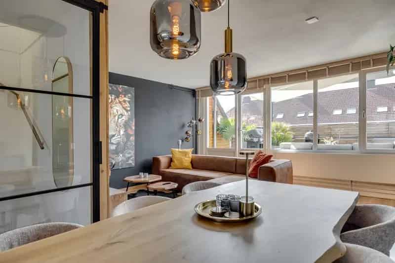 Appartement te koop Leusden: Luxe 3-kamer Maisonnette boven winkels