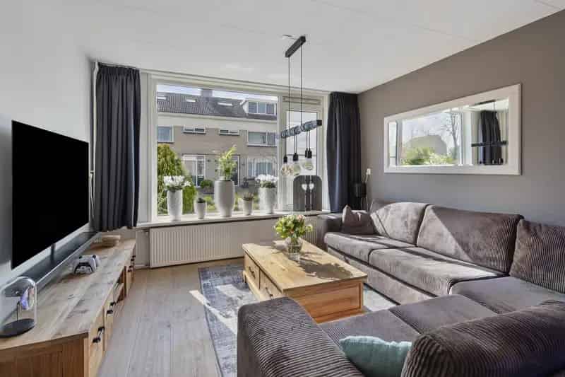 Hulststraat 41, Noord-Scharwoude