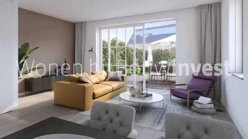 5 Kamer Hoekwoning Hoofddorp 131m2  Zonnepanelen Vloerverwarming