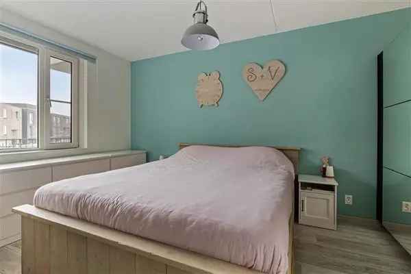 Appartement Almere Poort Europakwartier 2 slaapkamers balkon parkeerplaats