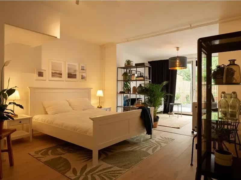 Studio in Amsterdam met 2 kamers