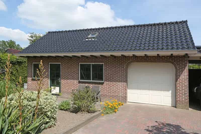 Vrijstaande woning Harkema grote schuur en garage energielabel A