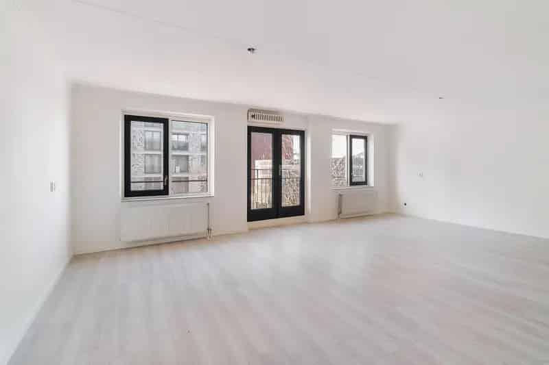 Appartement te koop Den Haag Laakkwartier 2 slaapkamers parkeerplaats