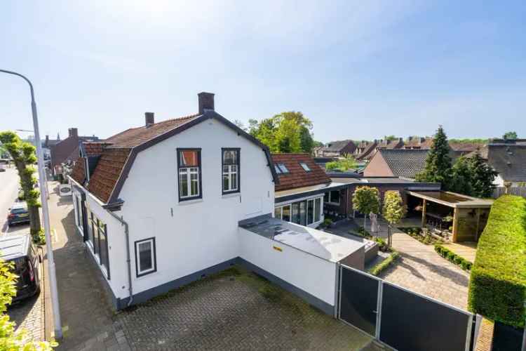 Huis Te Koop in 49, De Akker, Vlijmen, Noord-Brabant