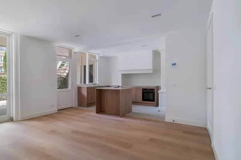 Volledig gerenoveerd appartement in Zeeheldenkwartier Den Haag