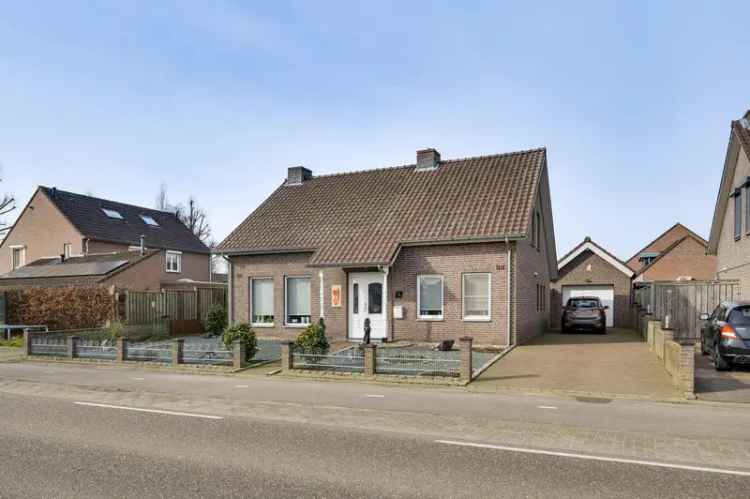 Huis Te Koop in 141, Meijelsedijk, Ospel, Limburg