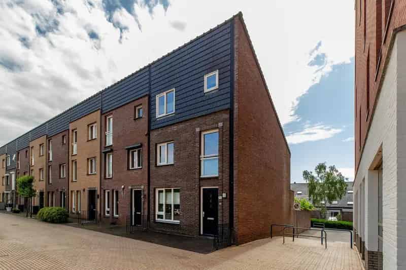 Herenhuis Portland 5 slaapkamers zonnige tuin
