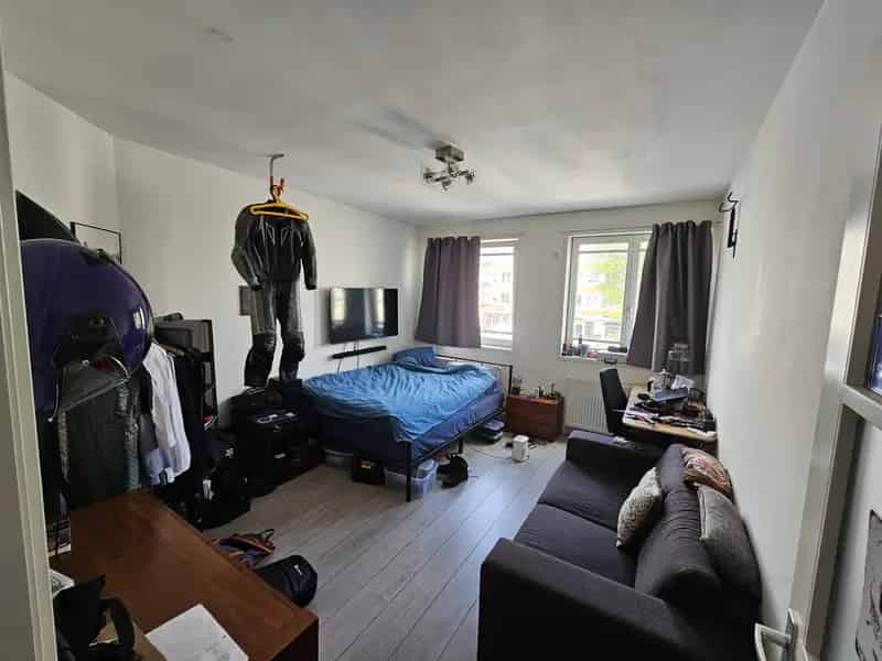 Ruime Kamer te Huur Amsterdam Juni