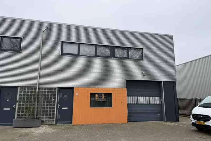 Bedrijfshal te huur Roosendaal 400m2