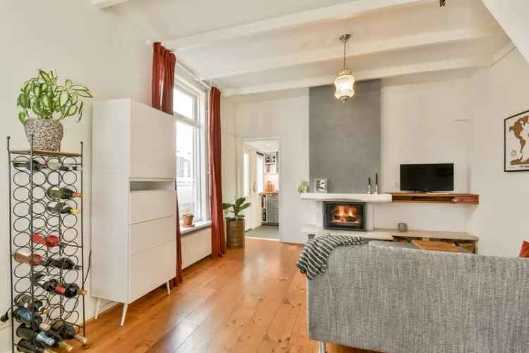 Huis te koop Weesp Centrum: 2-onder-1-kapwoning met dakterras