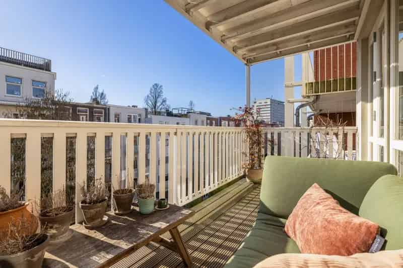 Amsterdam Oost Appartement te Koop 3 Kamer 53m2 gerenoveerd