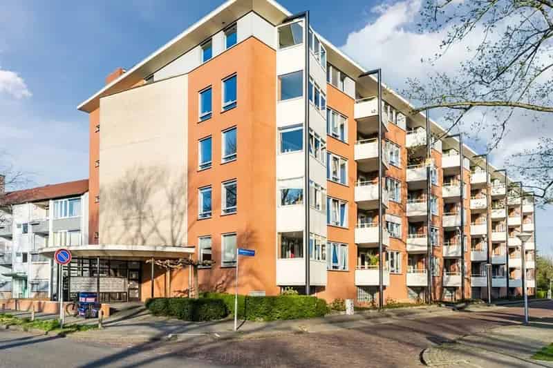 3 Kamer Appartement Eindhoven Burghplan Balkon Parkeerplaats