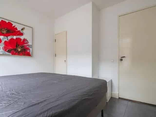 Te Huur: Ruim 3-kamer appartement Amsterdam