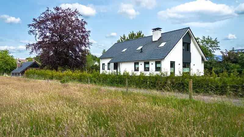 Luxe Villa 6 slaapkamers nabij Sallandse Heuvelrug