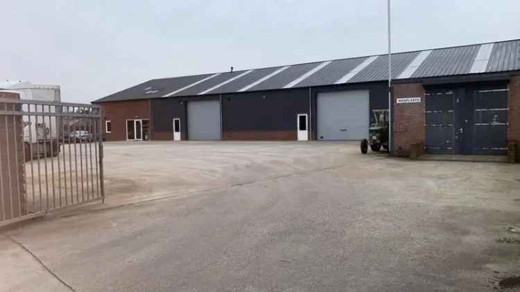 Magazijnen te huur 460m2 en 200m2 Nieuwe hallen