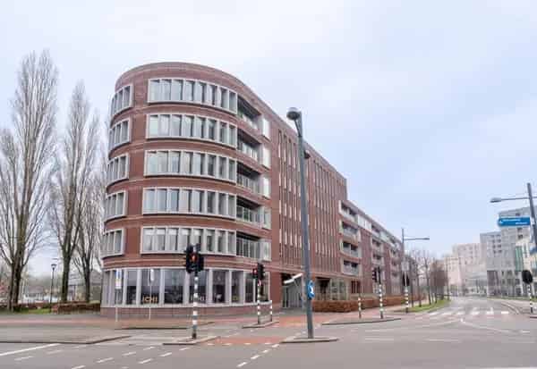 Appartement Breda Stationslaan: Stijlvol Wonen nabij Centrum en Station