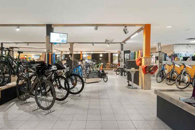 Winkel Rhenen | Zoek winkels te huur: Valleiweg 24 3911 DD Rhenen [funda in business]