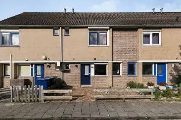4 Slaapkamers Huis Mahlerstraat Almere Muziekwijk
