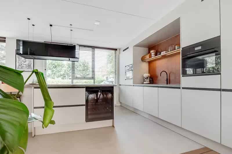 Te Koop: Royale 4 Slaapkamers Tweekapper Nieuw Loosdrecht