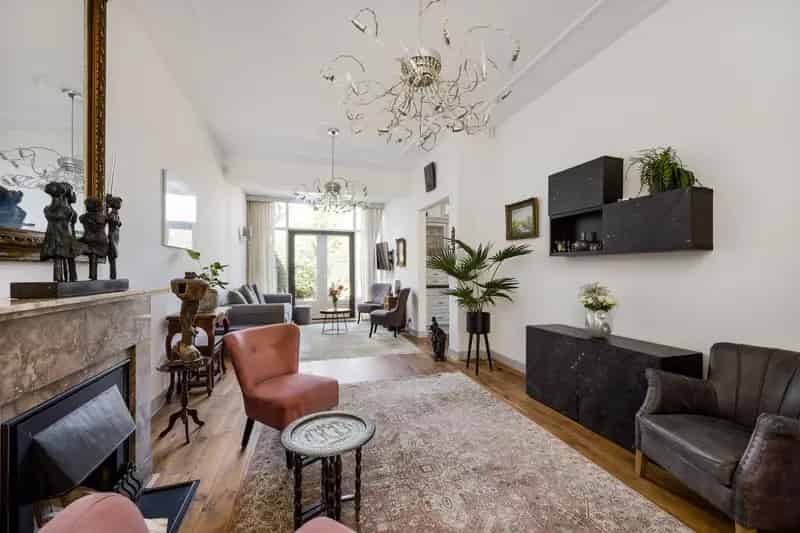 Huis te koop Aerdenhout: Karakteristieke villa met studio en tuin