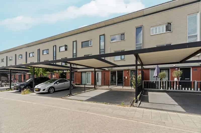 Ruime Eengezinswoning Almere - 3 slaapkamers - Luxe keuken en badkamer