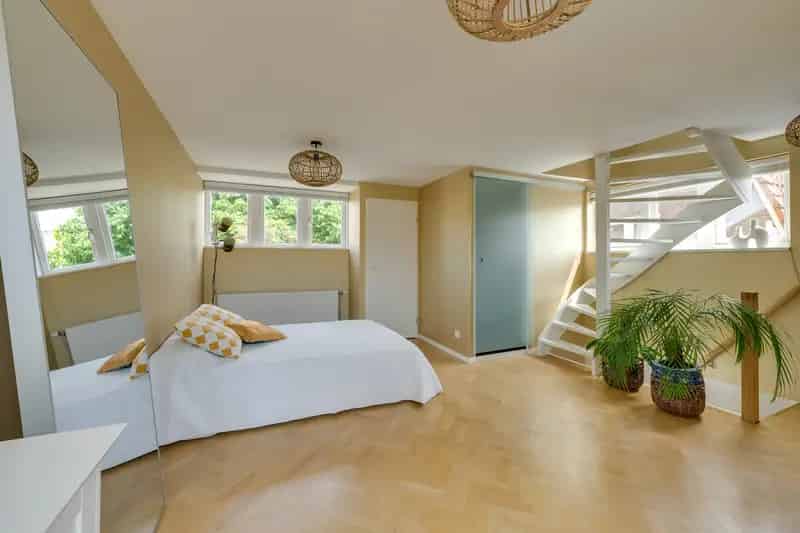 Hoekwoning Amsterdam Noord Tuindorp Oostzaan