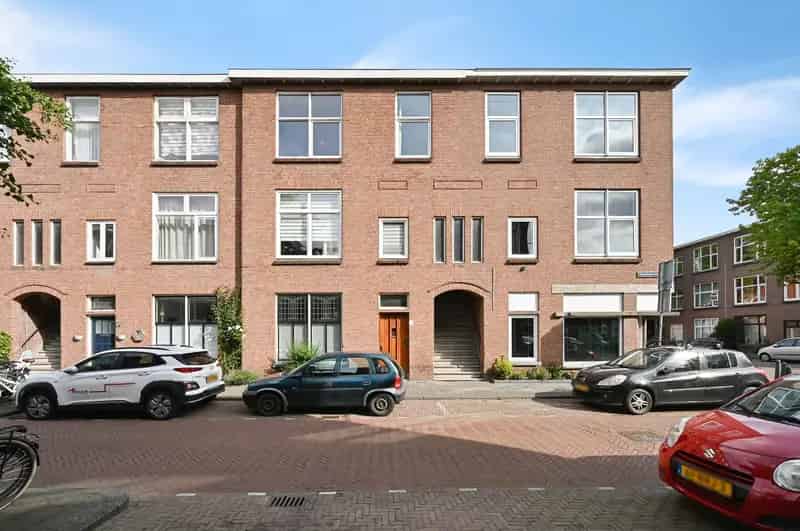 Appartement te koop: Hazelaarstraat 91 2563 VK Den Haag 