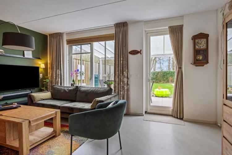 Ruime Hoekwoning Noordoostpolder 3 slaapkamers Grote Tuin Zonnepanelen